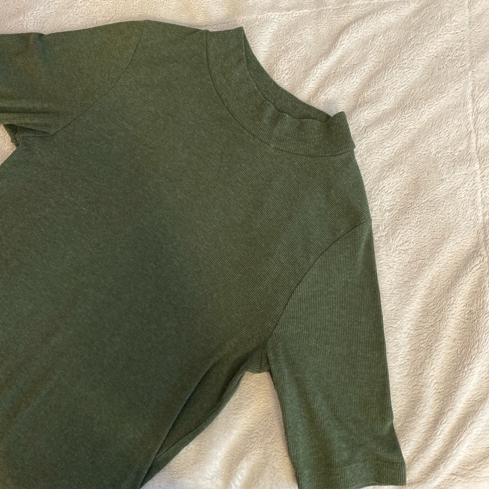 Neck shirt